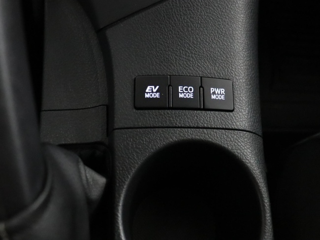 Toyota Auris Touring Sports - 1.8 Hybrid Dynamic Go