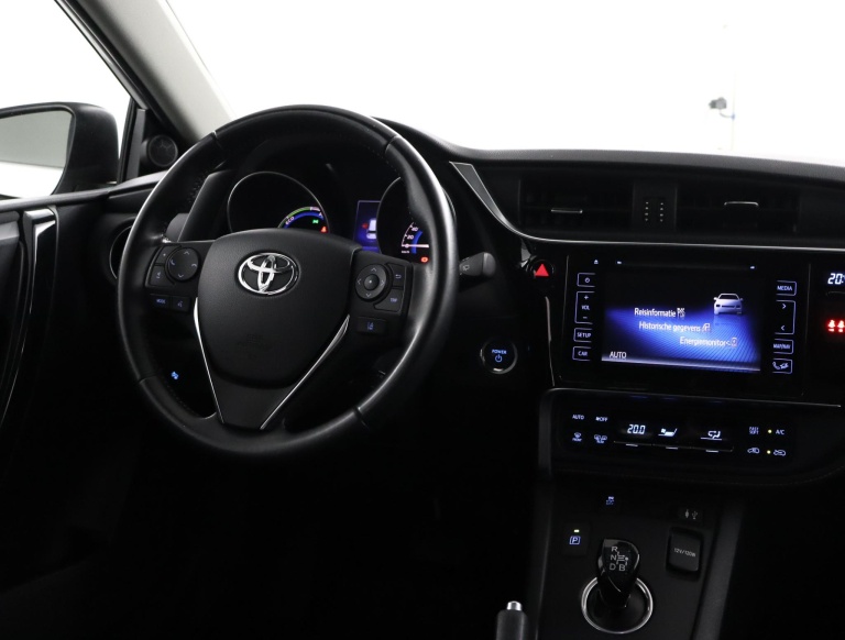 Toyota Auris Touring Sports - 1.8 Hybrid Dynamic Go 58