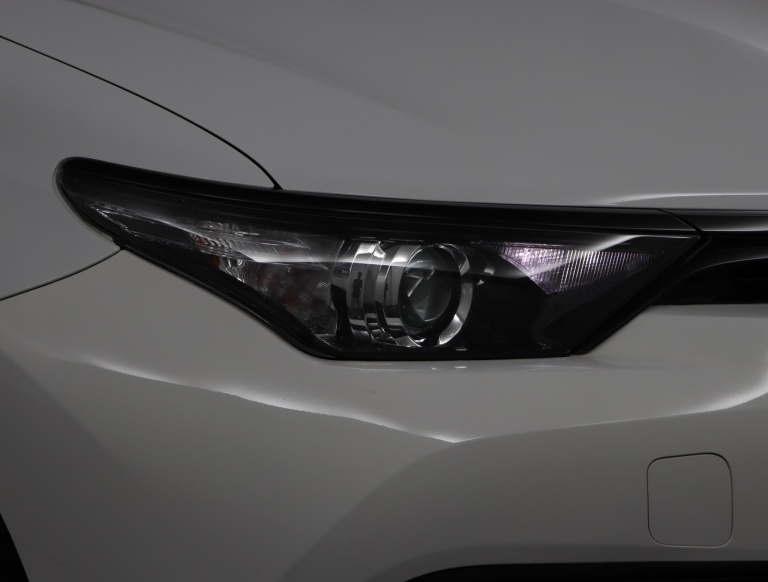 Toyota Auris Touring Sports - 1.8 Hybrid Dynamic Go 61