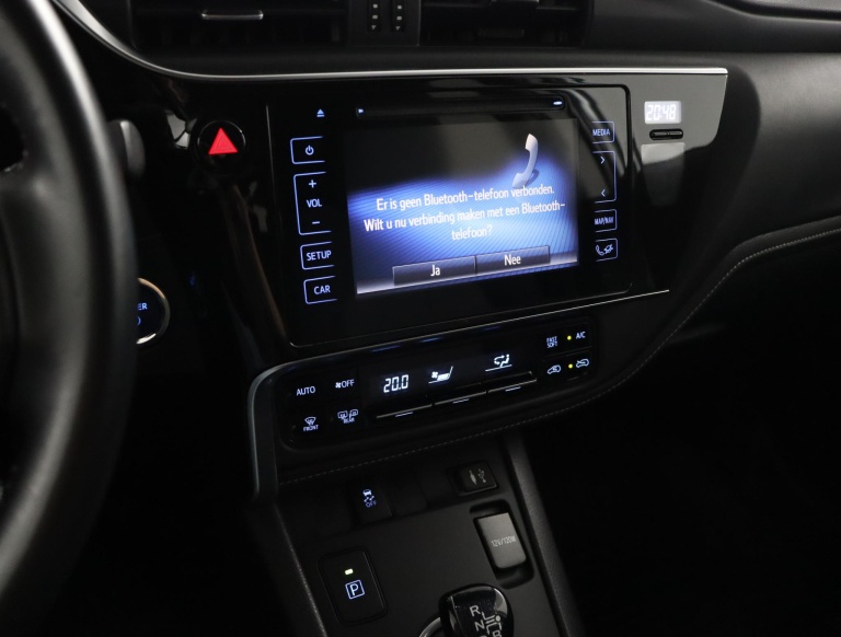 Toyota Auris Touring Sports - 1.8 Hybrid Dynamic Go 8