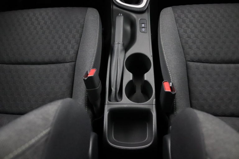 Toyota Yaris - 1.5 VVT-i Dynamic Trekhaak 41