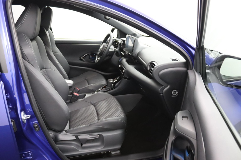 Toyota Yaris - 1.5 Hybrid Executive Origineel Nederlands 23