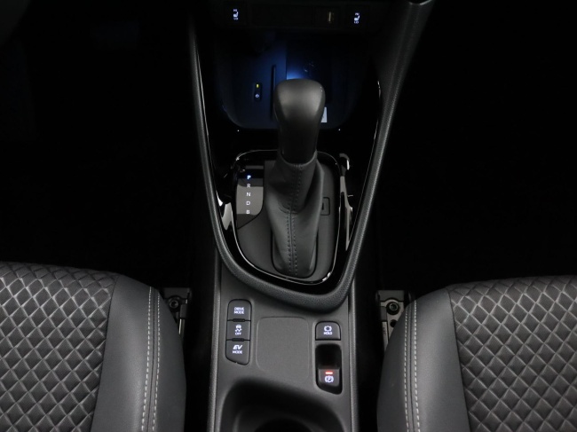 Toyota Yaris - 1.5 Hybrid Executive Origineel Nederlands