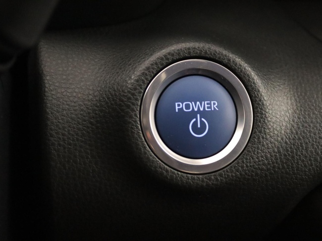 Toyota Yaris - 1.5 Hybrid Executive Origineel Nederlands