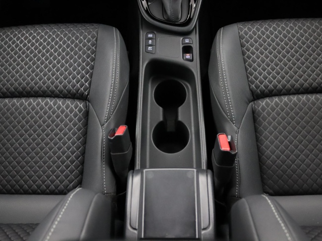 Toyota Yaris - 1.5 Hybrid Executive Origineel Nederlands