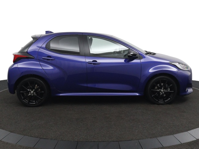 Toyota Yaris - 1.5 Hybrid Executive Origineel Nederlands