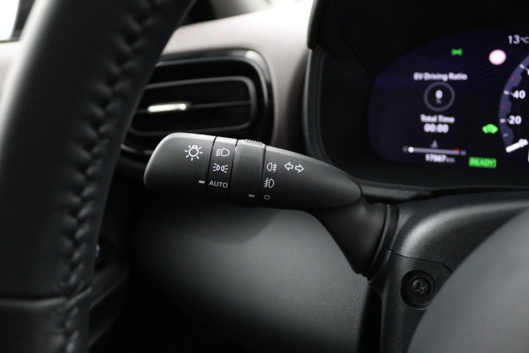 Toyota Yaris Cross - 1.5 Hybrid 130 Executive 30