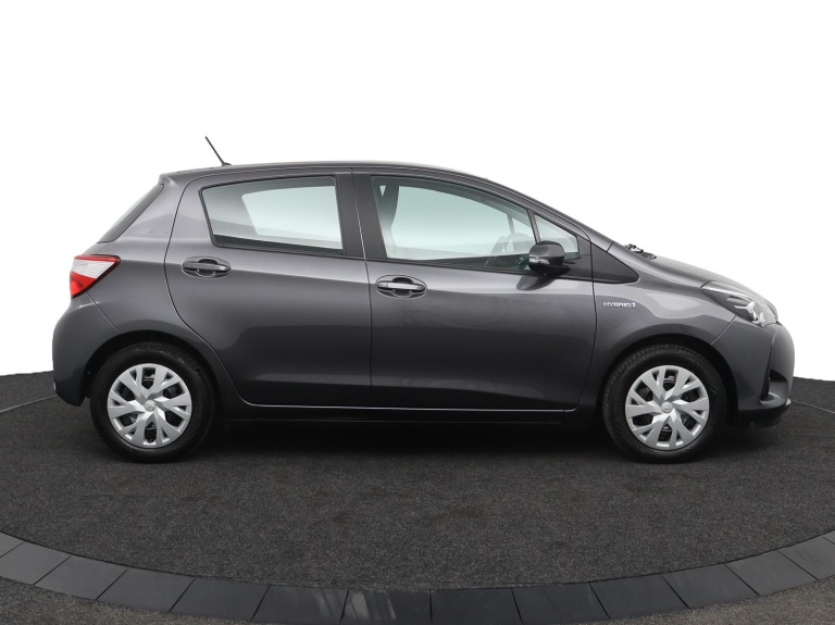 Toyota Yaris - 1.5 Hybrid 13