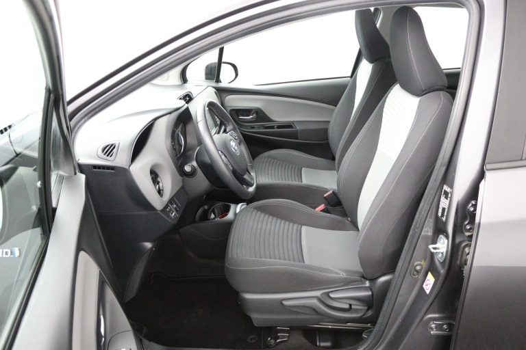 Toyota Yaris - 1.5 Hybrid 17