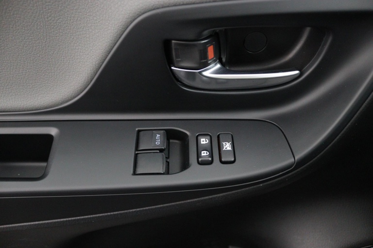 Toyota Yaris - 1.5 Hybrid 27