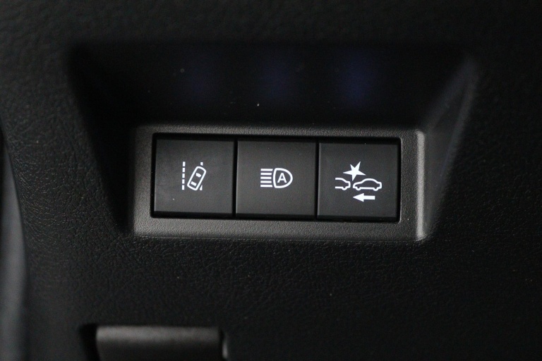 Toyota Yaris - 1.5 Hybrid 37