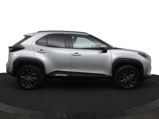 Toyota Yaris Cross - 1.5 Hybrid 115 First Edition