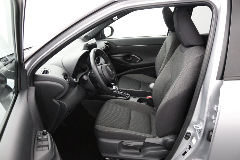 Toyota Yaris Cross - 1.5 Hybrid 115 First Edition 17