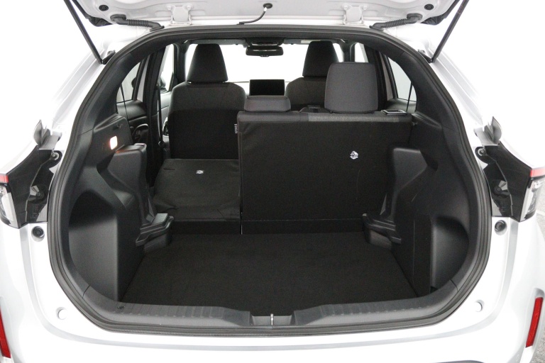 Toyota Yaris Cross - 1.5 Hybrid 115 First Edition 24