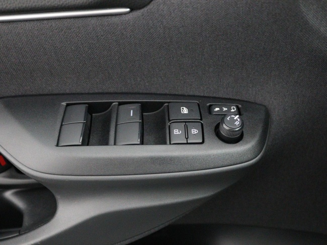 Toyota Yaris Cross - 1.5 Hybrid 115 First Edition