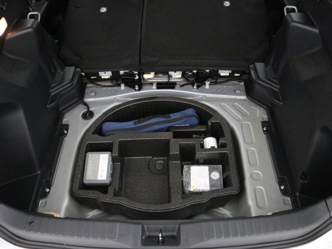 Toyota Yaris Cross - 1.5 Hybrid 115 First Edition