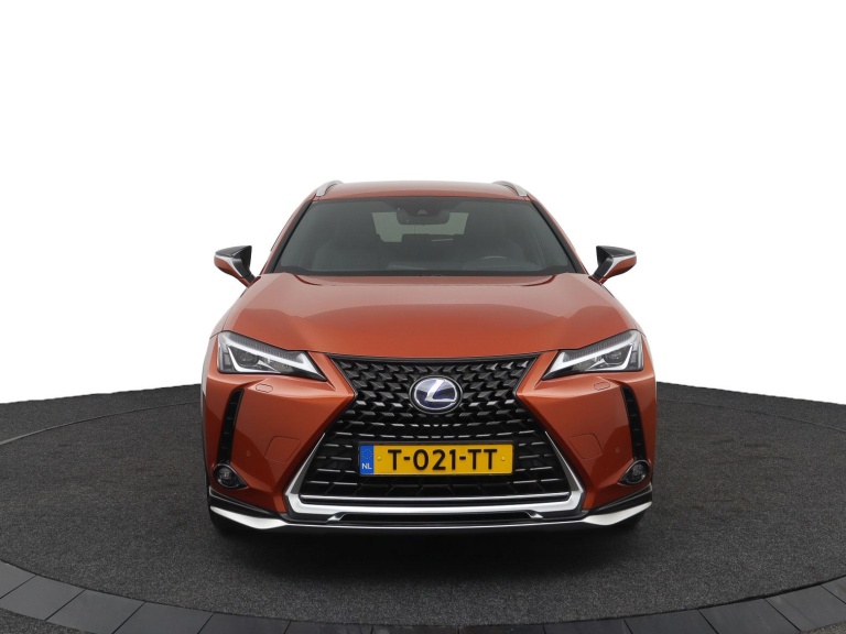 Lexus UX - 250h Luxury Line 16