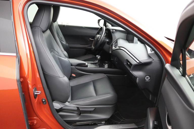 Lexus UX - 250h Luxury Line 22