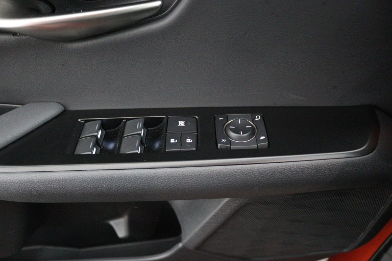 Lexus UX - 250h Luxury Line 27