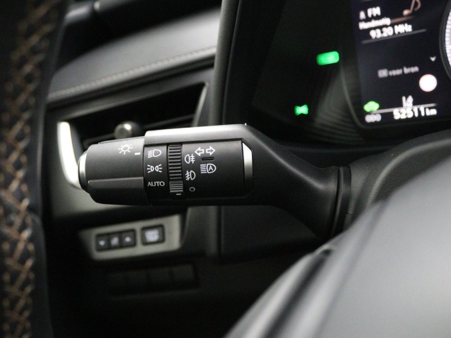 Lexus UX - 250h Luxury Line