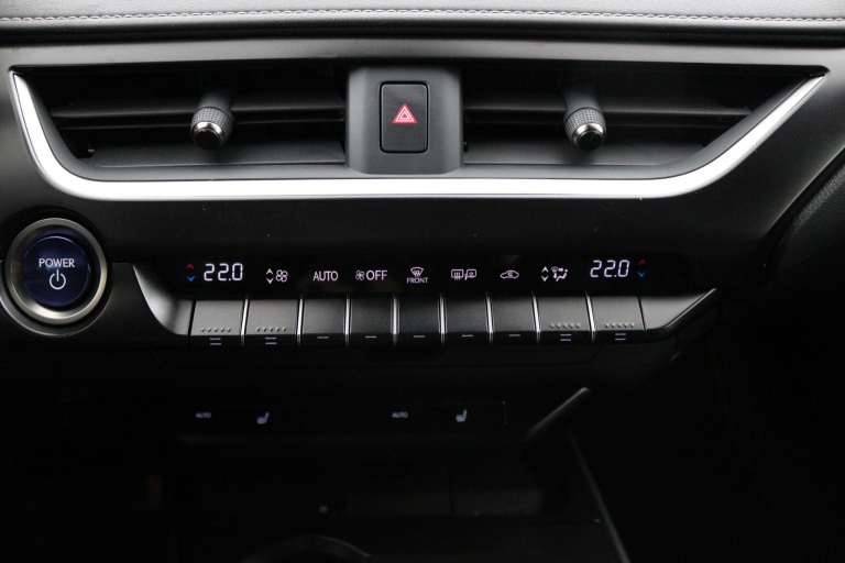 Lexus UX - 250h Luxury Line 7