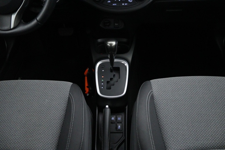 Toyota Yaris - 1.5 Hybrid Trend 26