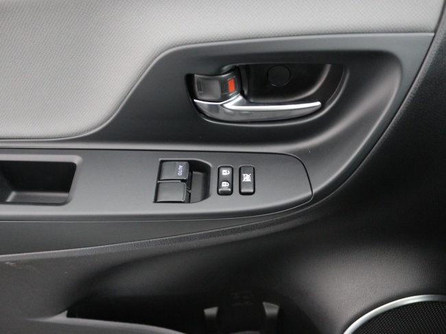Toyota Yaris - 1.5 Hybrid Trend