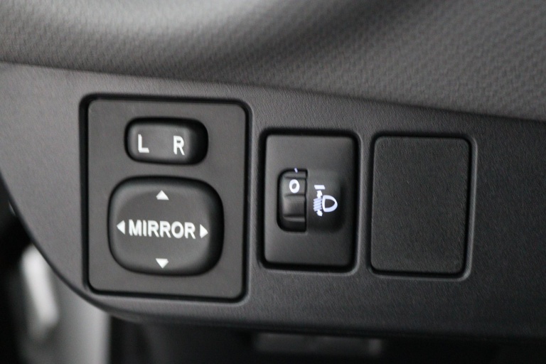 Toyota Yaris - 1.5 Hybrid Trend 29