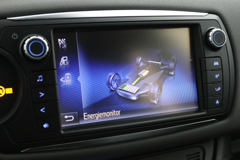Toyota Yaris - 1.5 Hybrid Trend 43