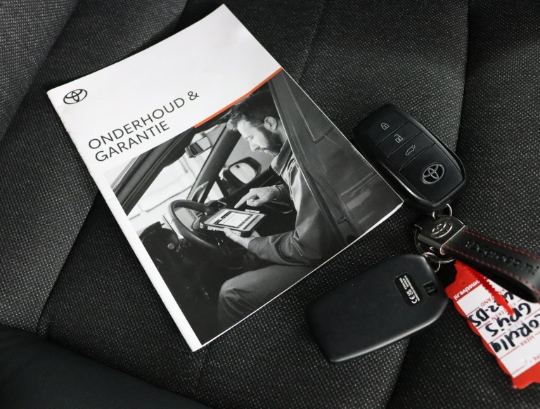 Toyota Corolla Touring Sports - Hybrid 140 Dynamic 11
