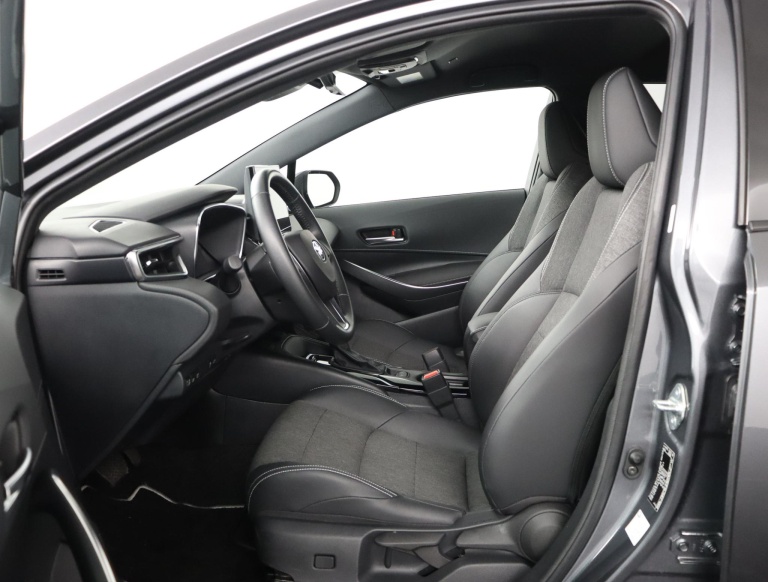 Toyota Corolla Touring Sports - Hybrid 140 Dynamic 17