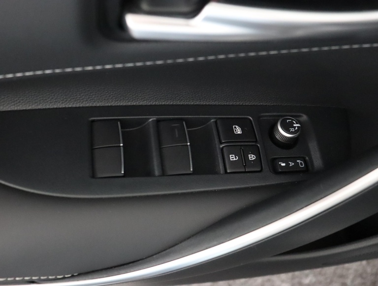Toyota Corolla Touring Sports - Hybrid 140 Dynamic 28