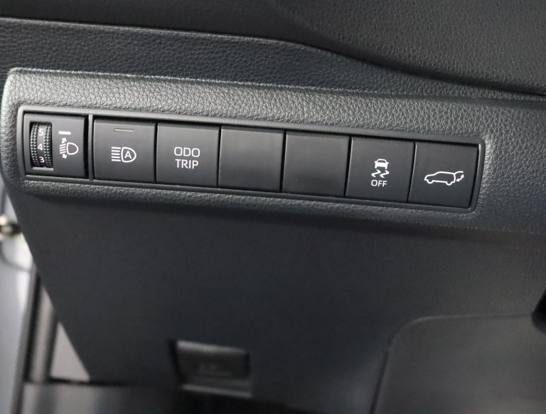 Toyota Corolla Touring Sports - Hybrid 140 Dynamic 29