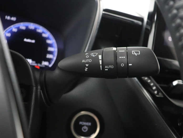 Toyota Corolla Touring Sports - Hybrid 140 Dynamic 31