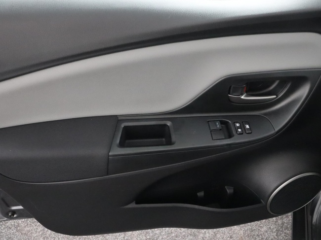 Toyota Yaris - 1.0 VVT-i Aspiration