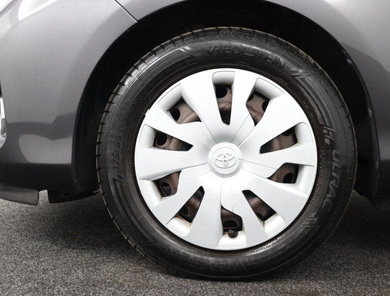 Toyota Yaris - 1.0 VVT-i Aspiration 34