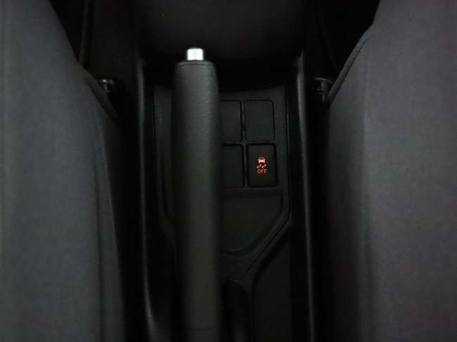 Toyota Yaris - 1.0 VVT-i Aspiration