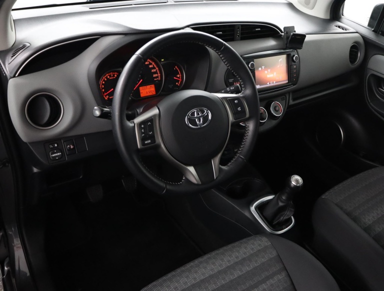 Toyota Yaris - 1.0 VVT-i Aspiration 52
