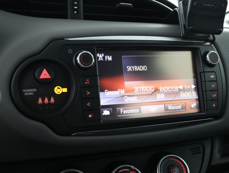 Toyota Yaris - 1.0 VVT-i Aspiration 8