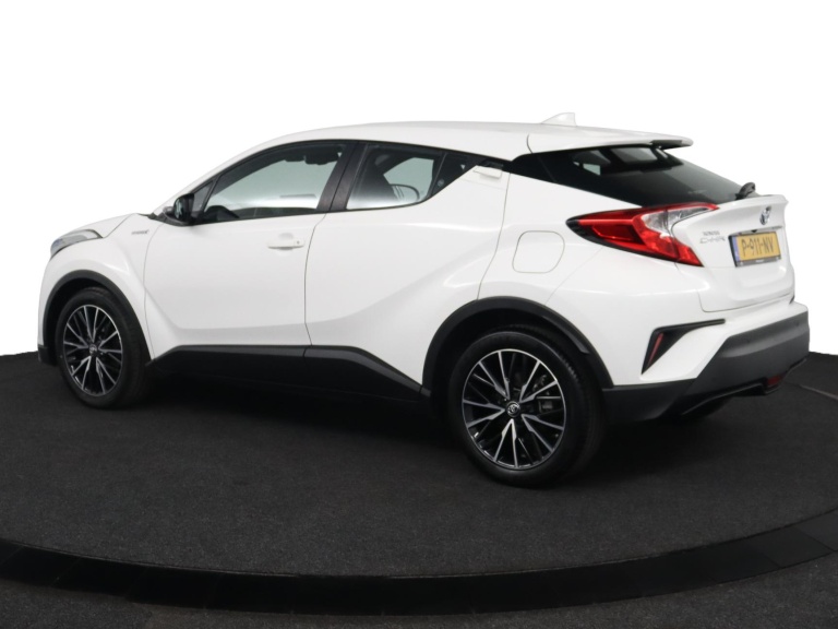 Toyota C-HR - 1.8 Hybrid Dynamic 11