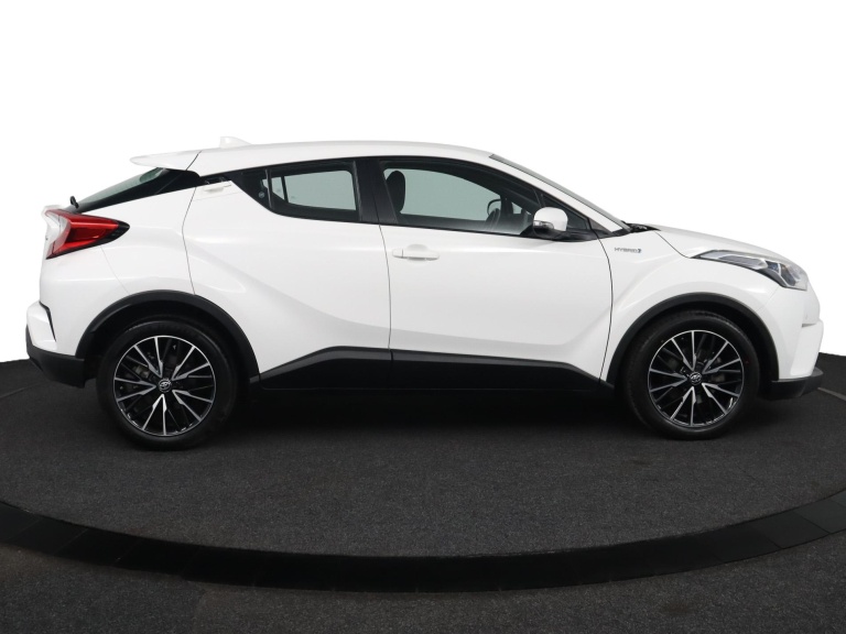 Toyota C-HR - 1.8 Hybrid Dynamic 12