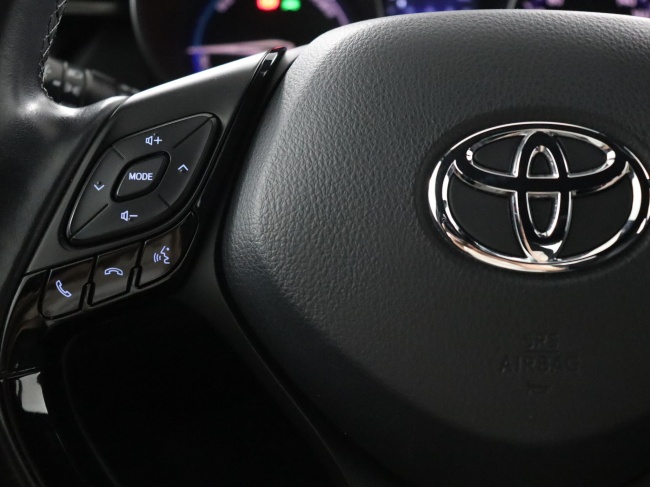 Toyota C-HR - 1.8 Hybrid Dynamic