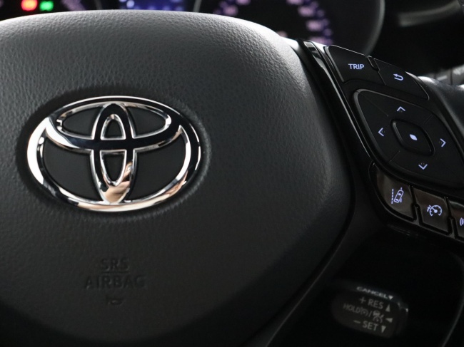 Toyota C-HR - 1.8 Hybrid Dynamic