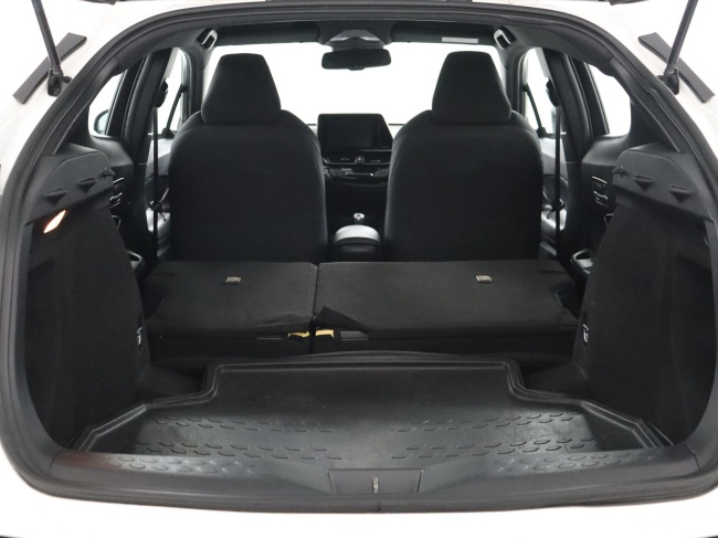 Toyota C-HR - 1.8 Hybrid Dynamic