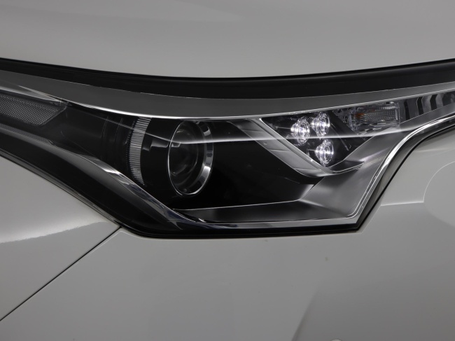 Toyota C-HR - 1.8 Hybrid Dynamic