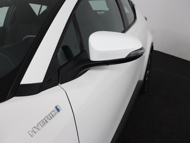 Toyota C-HR - 1.8 Hybrid Dynamic