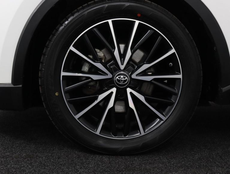 Toyota C-HR - 1.8 Hybrid Dynamic 42