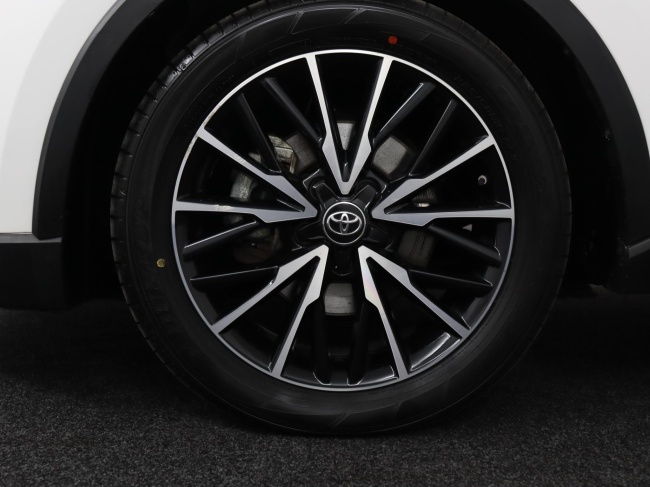 Toyota C-HR - 1.8 Hybrid Dynamic