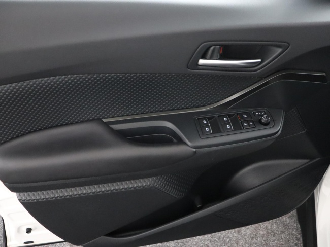 Toyota C-HR - 1.8 Hybrid Dynamic