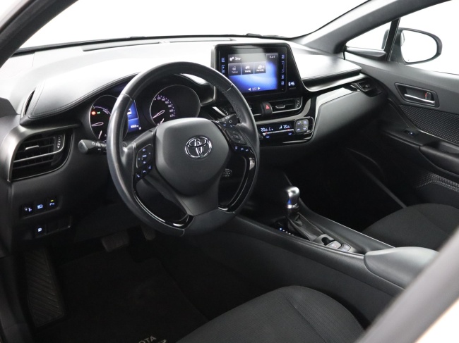 Toyota C-HR - 1.8 Hybrid Dynamic
